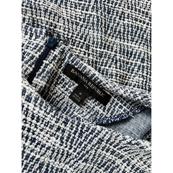 Banana Republic Tweed Blue and White Dress Size 4 Knee Length Twist Waist Accent - Picture 8 of 8